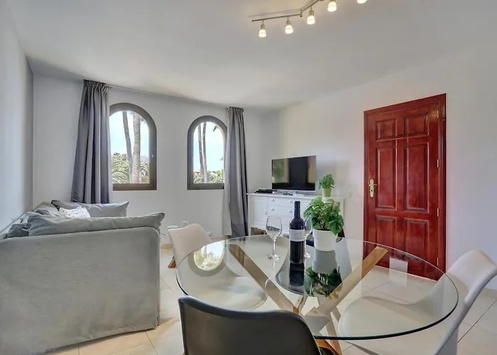 Oasis Royal F306 Lejlighed *