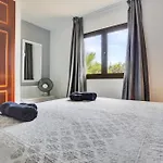 Oasis Royal F306