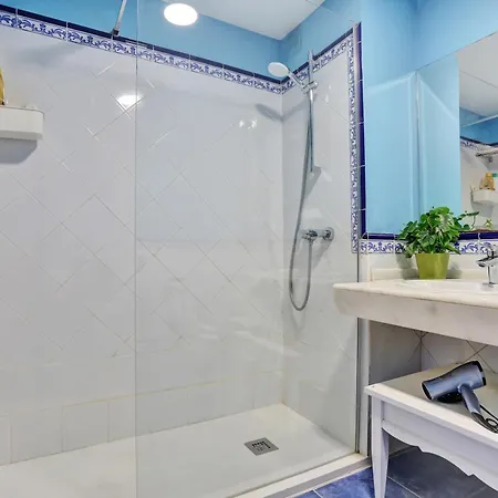 Oasis Royal F306 Апартаменты *